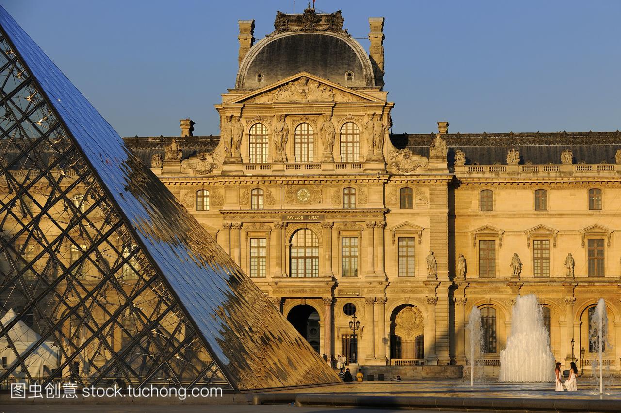 即是法国最大的王宫建筑_法国最大的王宫建筑_法国最大的王宫建筑