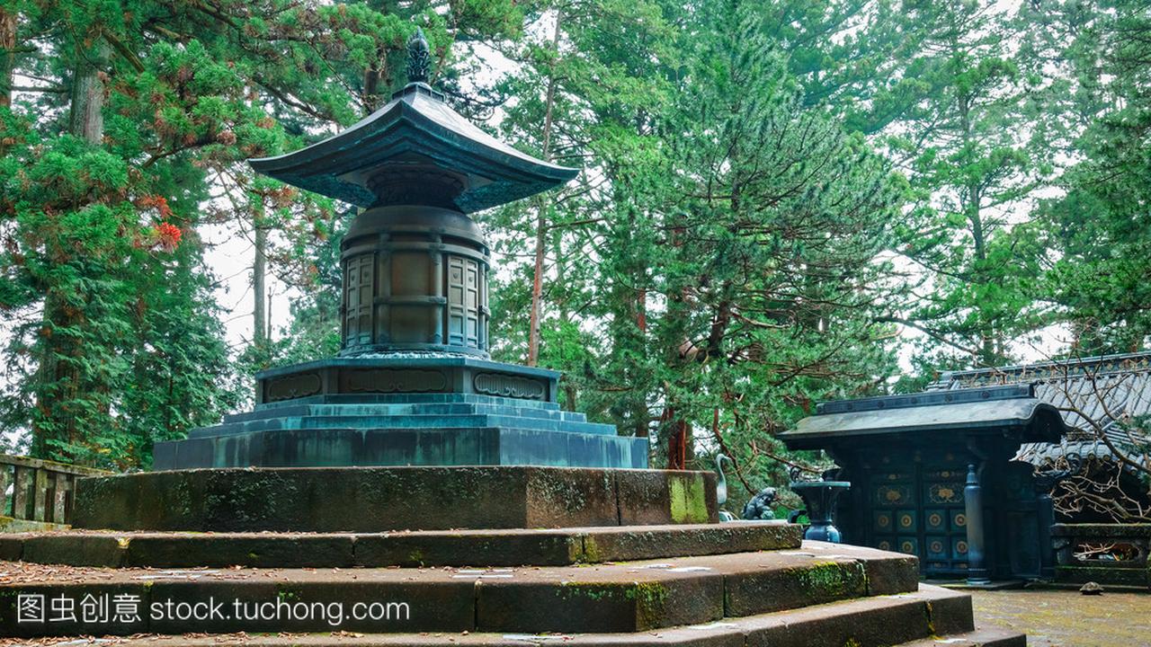 日光东照宫德川家康的陵墓以瓮墓的德川家康在日航,日本绍古神社遗体