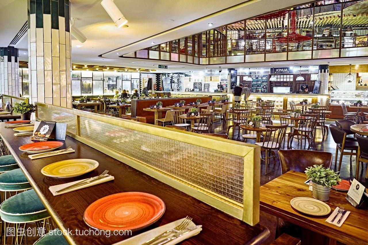 马德里,一个美食大厅,位于科隆广场的前电影院
