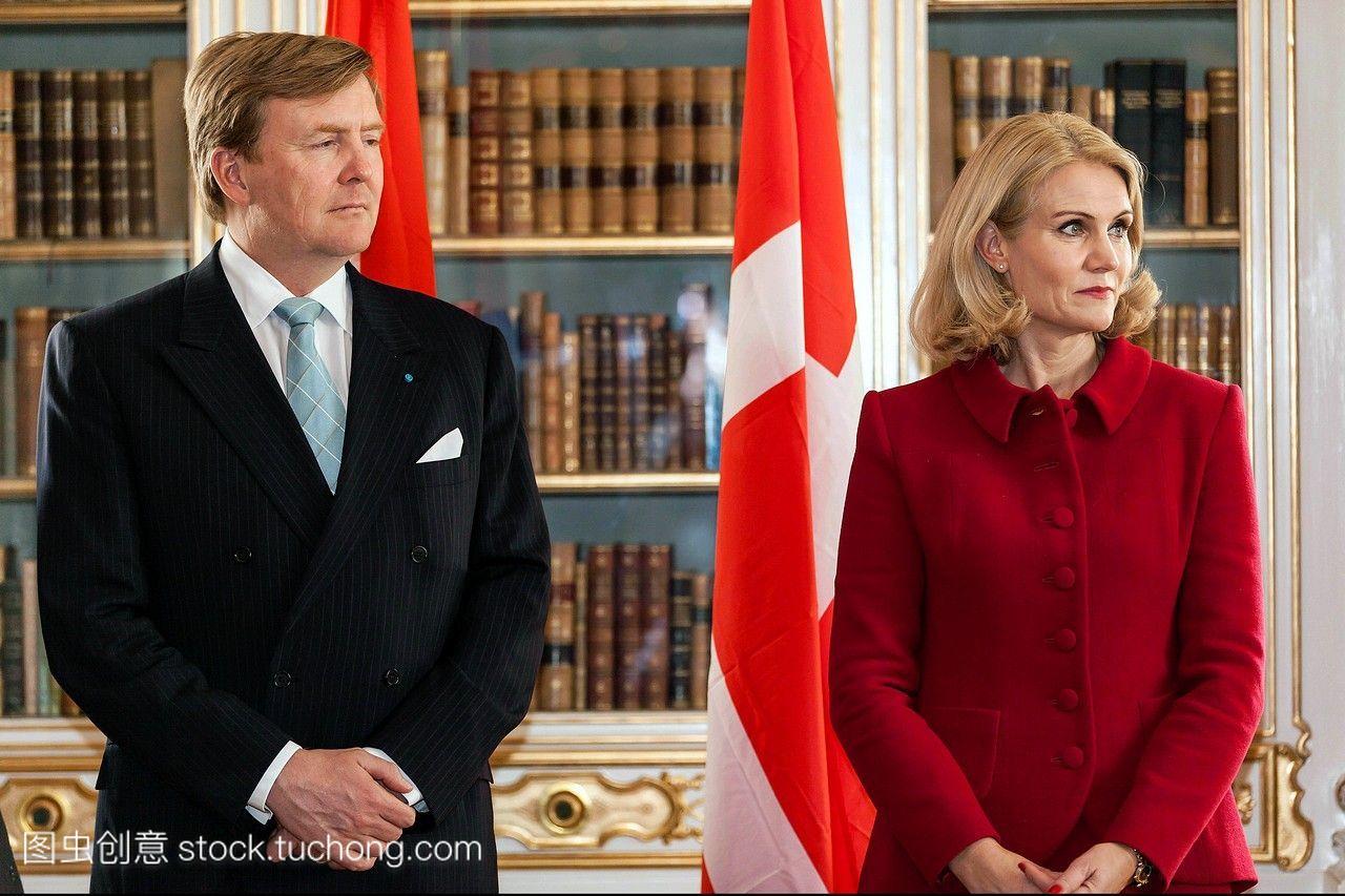 荷兰国王willem-alexander和丹麦首相hellethorning-schmidt在对丹麦进行国事访问期间拍摄了这张照片。丹麦哥本哈根马克……