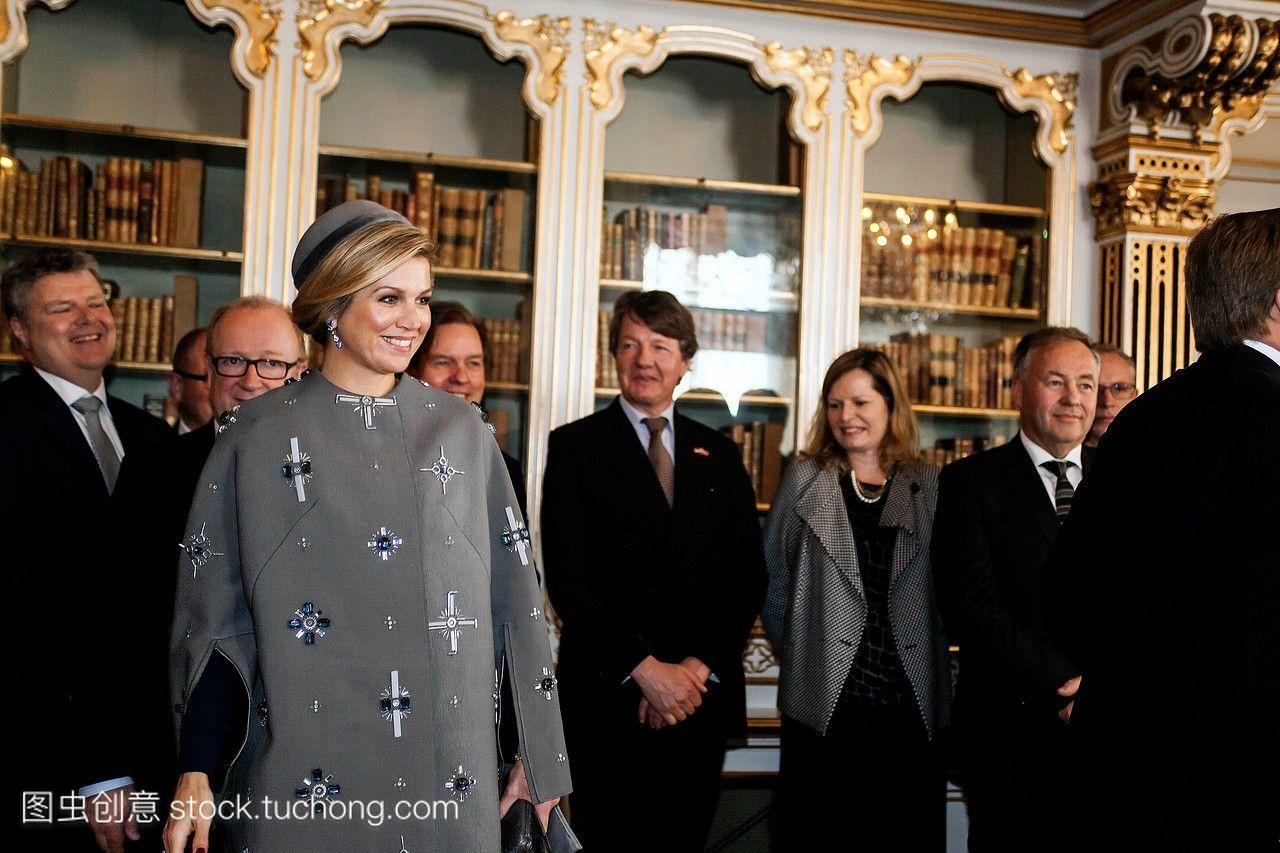 在英国皇室对丹麦进行国事访问期间,荷兰女王