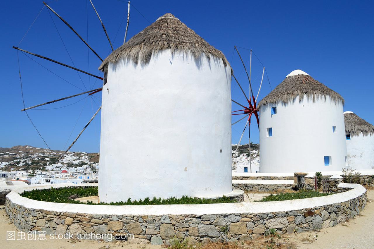 著名的希腊米克诺斯岛风车