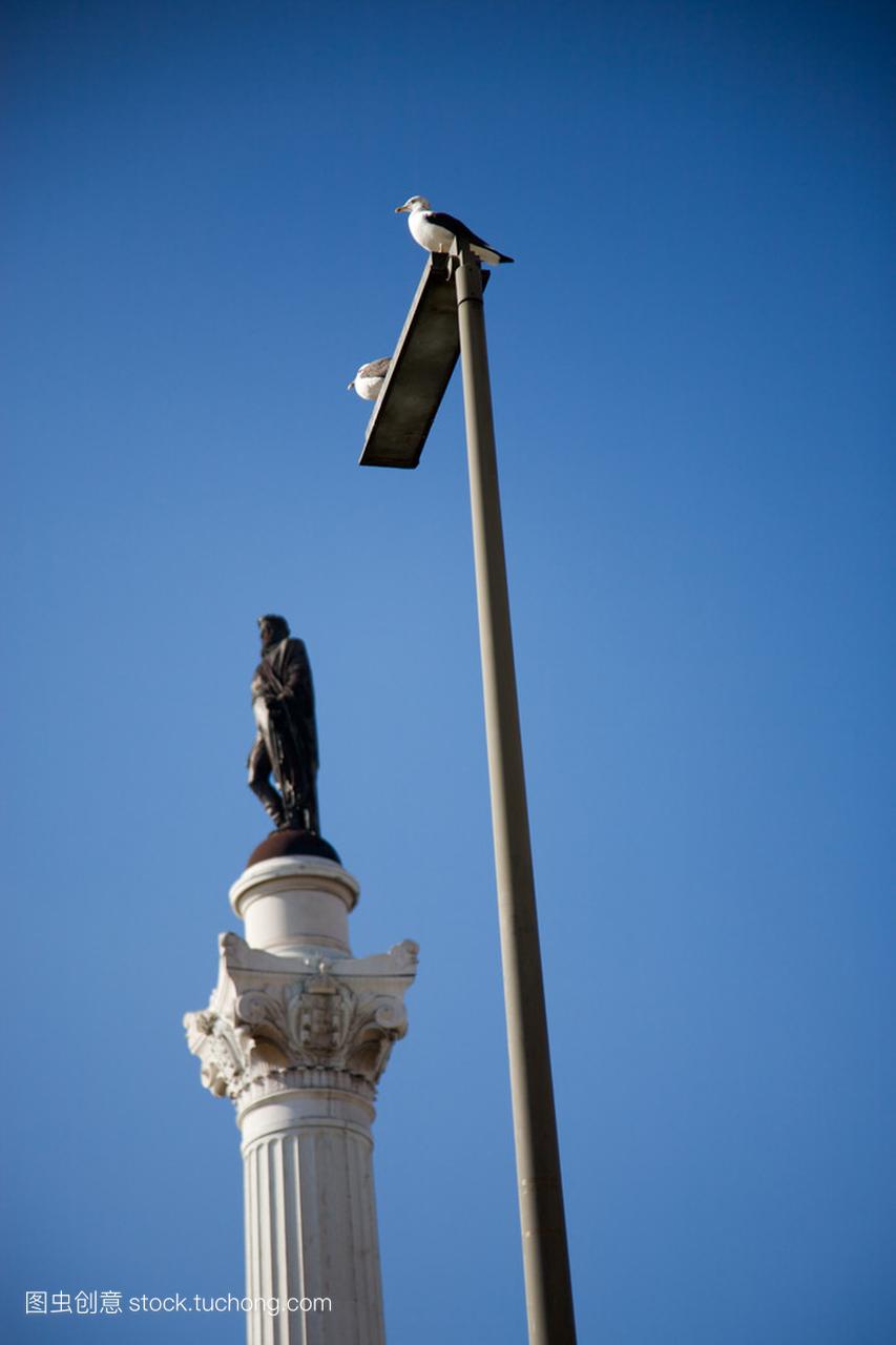 与国王佩德罗列四雕像在里斯本,葡萄牙