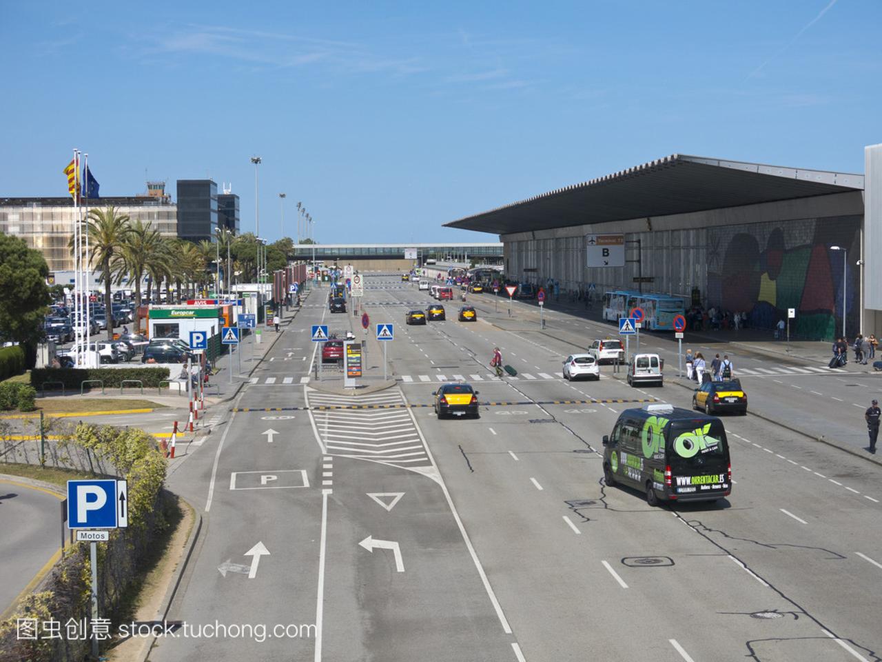 终端的 T1 的 El Prat-巴塞罗那机场。西班牙