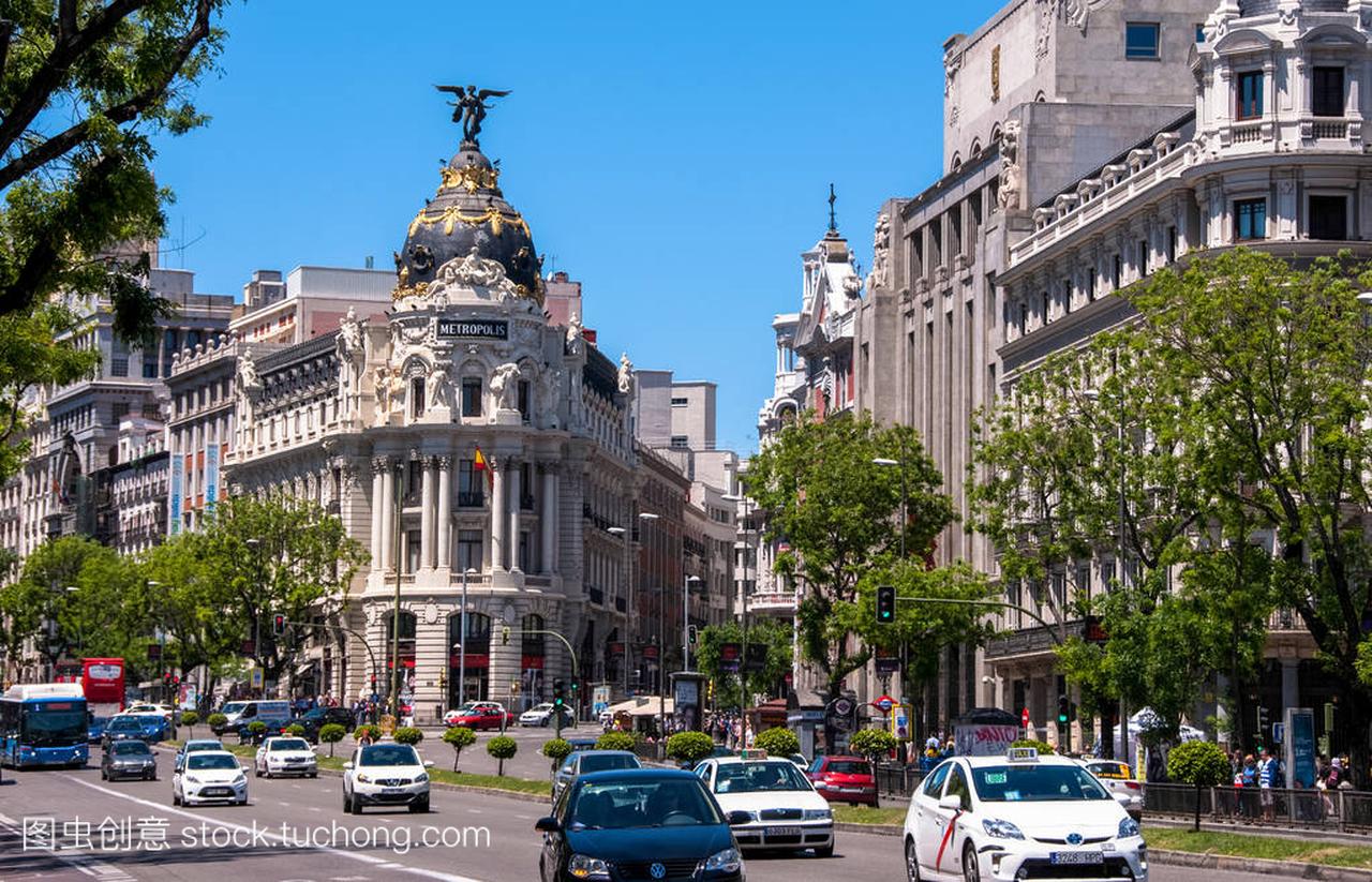 西班牙,马德里-2013 年 6 月 4 日︰ 主要街道格