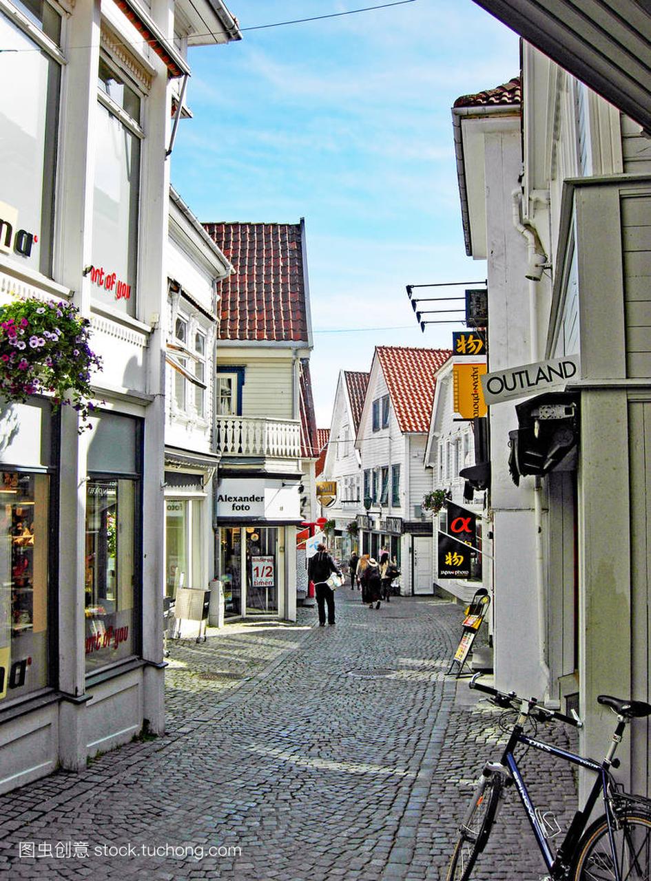 在旧镇的斯塔万格在挪威的小购物街