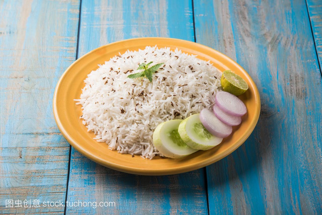 Jeera 水稻长粒米饭香米用油炸小茴香种子,在黄