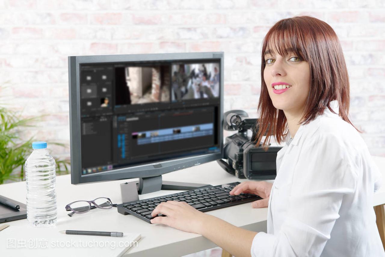 使用计算机进行视频编辑的年轻女设计师