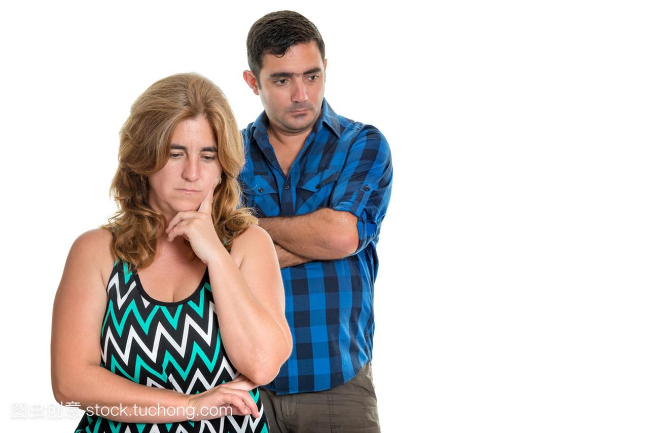 离婚,婚姻 - - 悲伤的西班牙裔夫妇的冲突