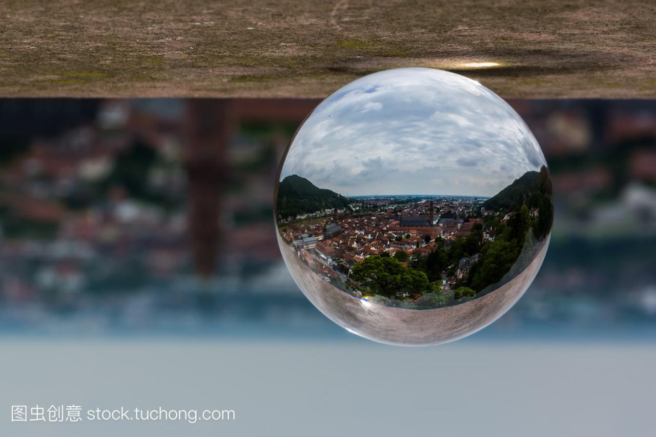 玻璃球体抽象的角度海德堡德国城市景观