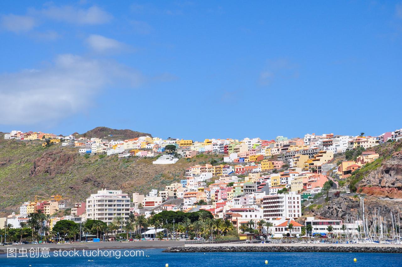 城市圣塞巴斯蒂安,梅拉,加那利群岛的看法