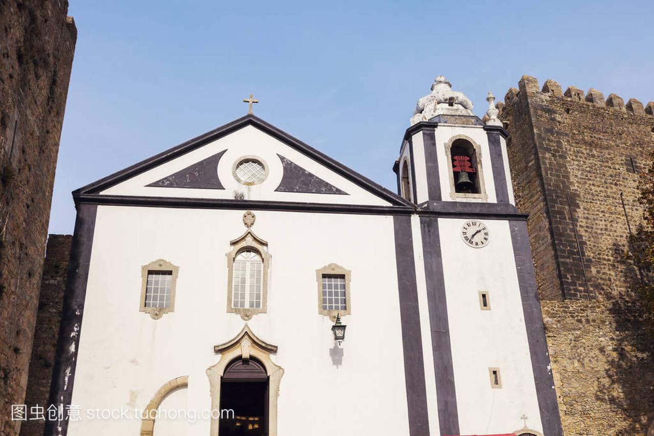 教会在葡萄牙奥比都斯中心