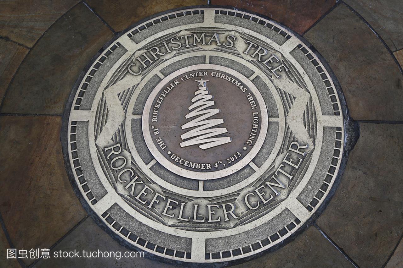 斑块 81 在洛克菲勒中心的圣诞树点灯仪式的地点