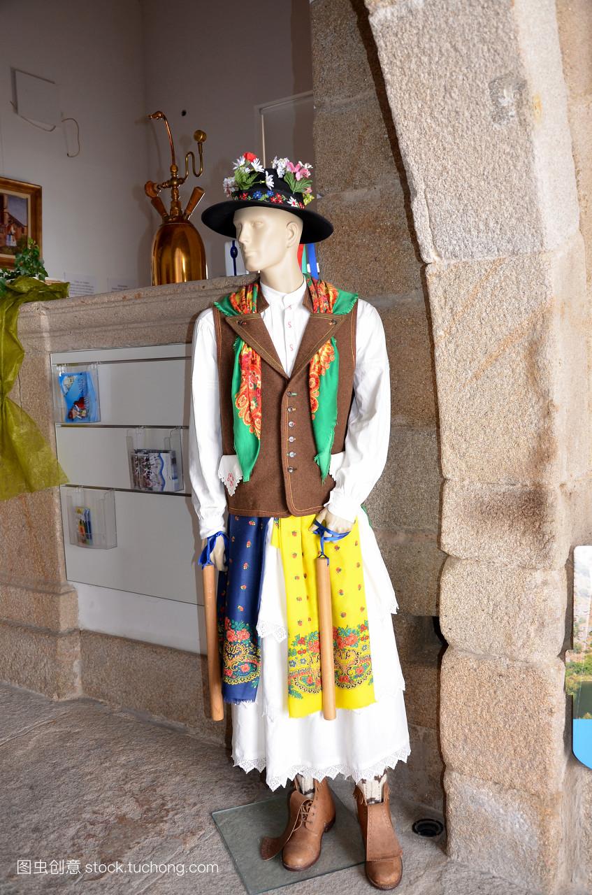 典型的葡萄牙服装