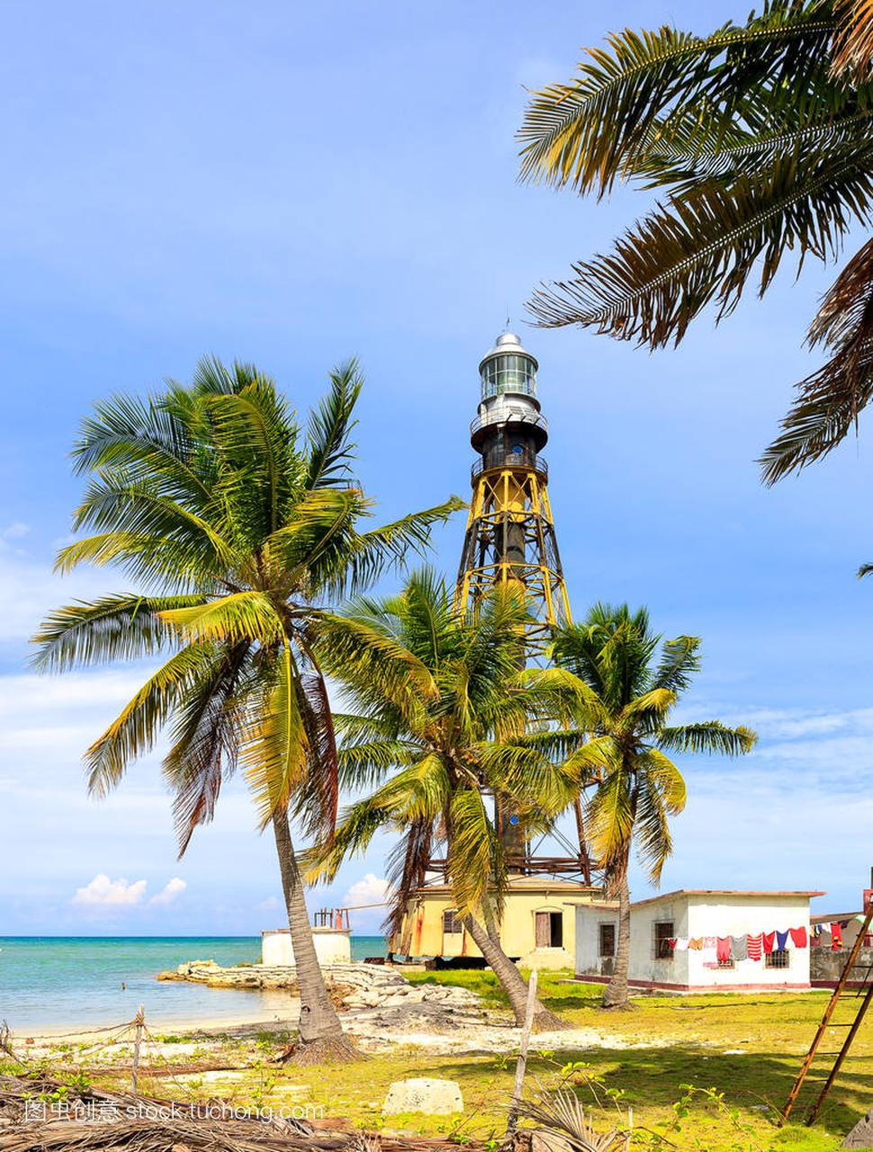 在对古巴岛 Jutias 灯塔