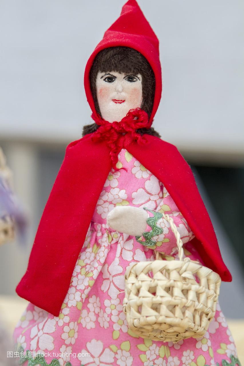 美丽的手工制作葡萄牙文化民俗的娃娃