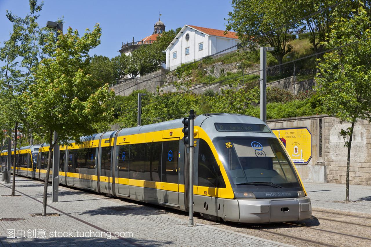 地铁轻轨做波尔图葡萄牙