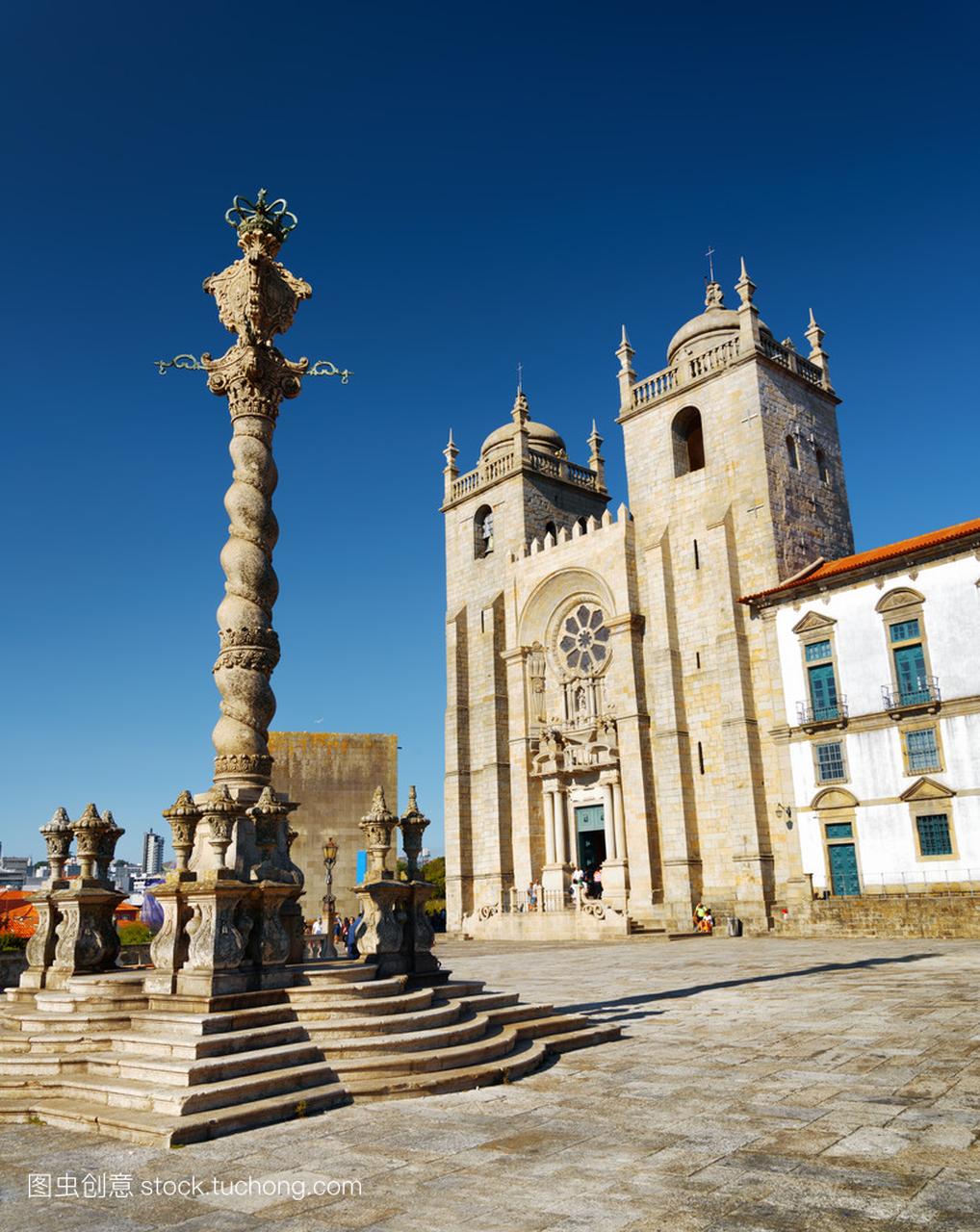波尔图大教堂是葡萄牙最受欢迎的旅游胜地