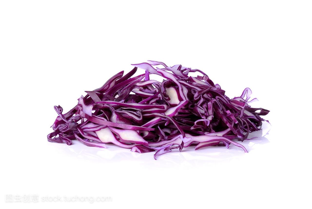 孤立在白色背景上的紫色花椰菜