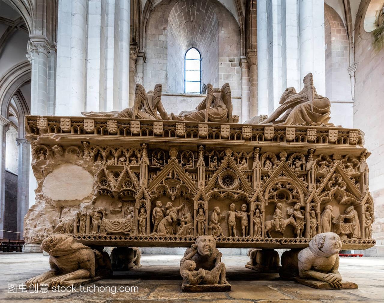 葡萄牙国王佩德罗的中世纪坟墓