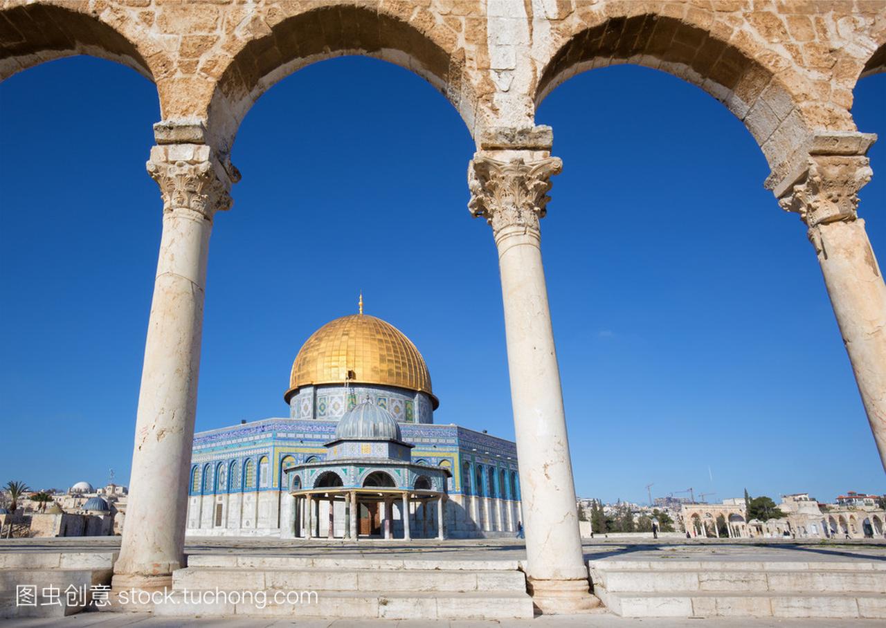 以色列耶路撒冷-2015 年 3 月 5 日: 岩石在圣殿