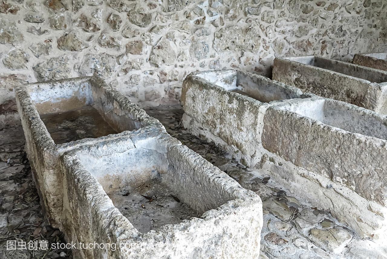 在村子里翩,马略卡岛,西班牙古代洗涤地方