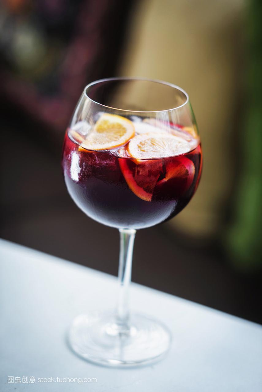 红酒西班牙著名传统桑格利亚汽酒美食鸡尾酒 
