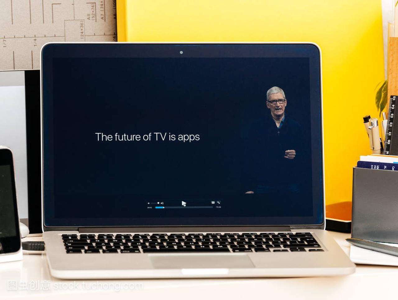 Macbook Pro 触摸栏演示文稿苹果电视未来蒂