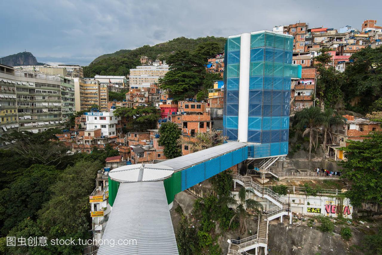 电梯到里约热内卢的贫民窟 Cantagalo