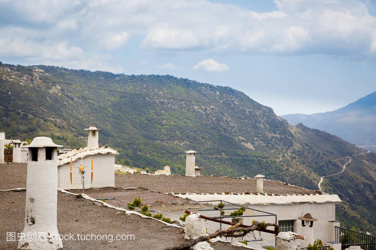 典型的屋顶面积的 Alpujarra,西班牙的视图