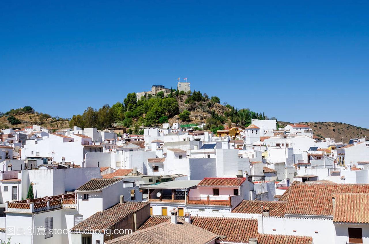 蒙达-典型的白色小镇,在西班牙南部安达卢西亚