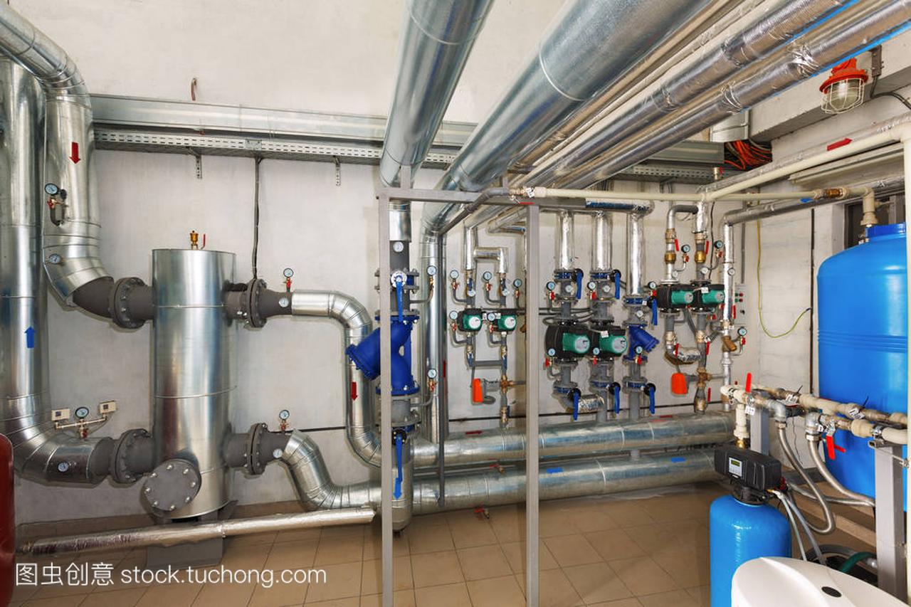 现代泵站与工业水处理系统