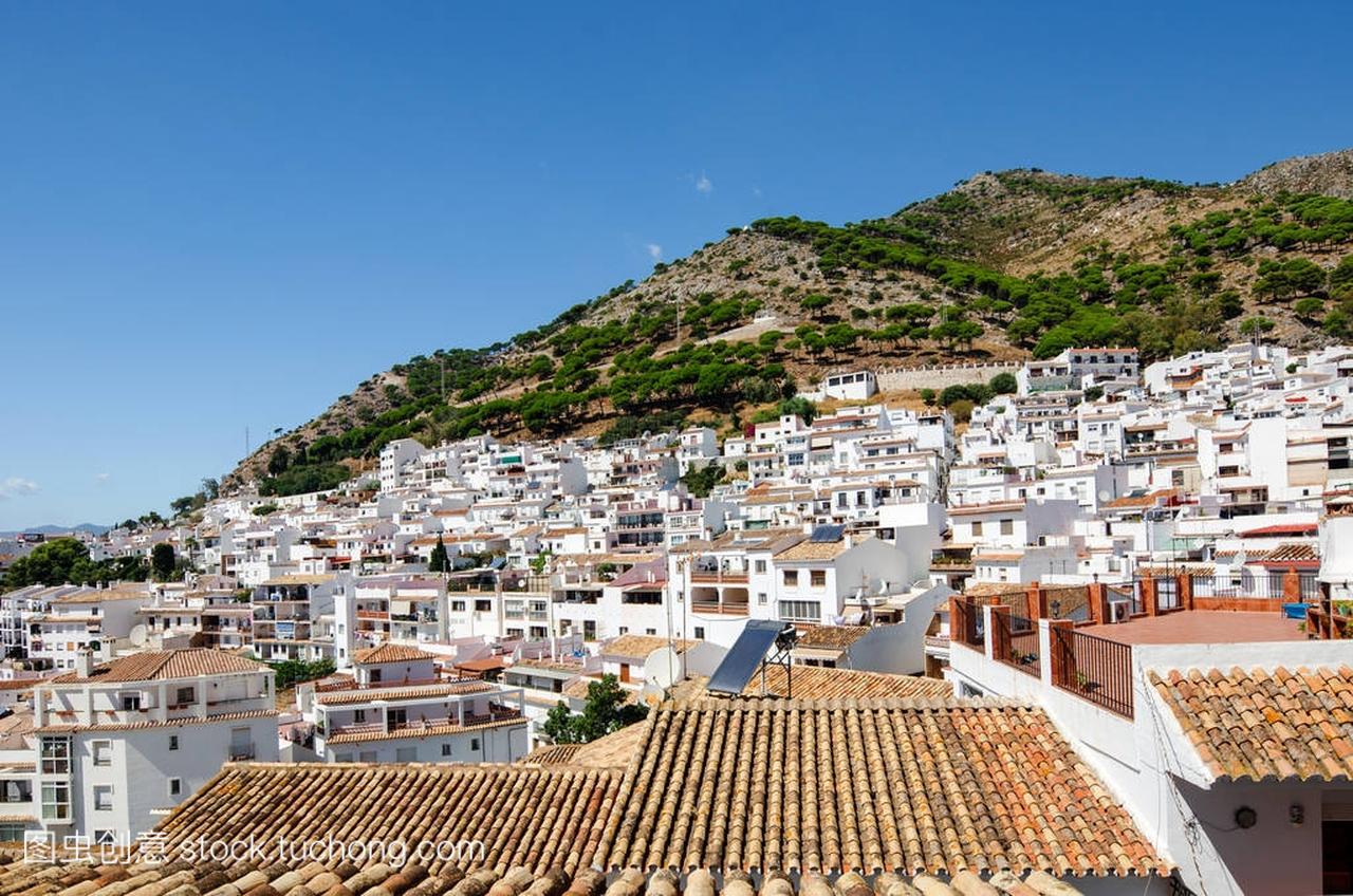 米哈斯-典型的白色小镇,在安达卢西亚,西班牙南