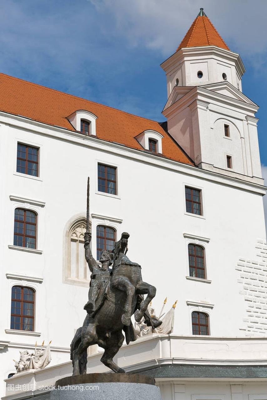 斯洛伐克布拉迪斯拉发城堡国王 Svatopluk 雕像