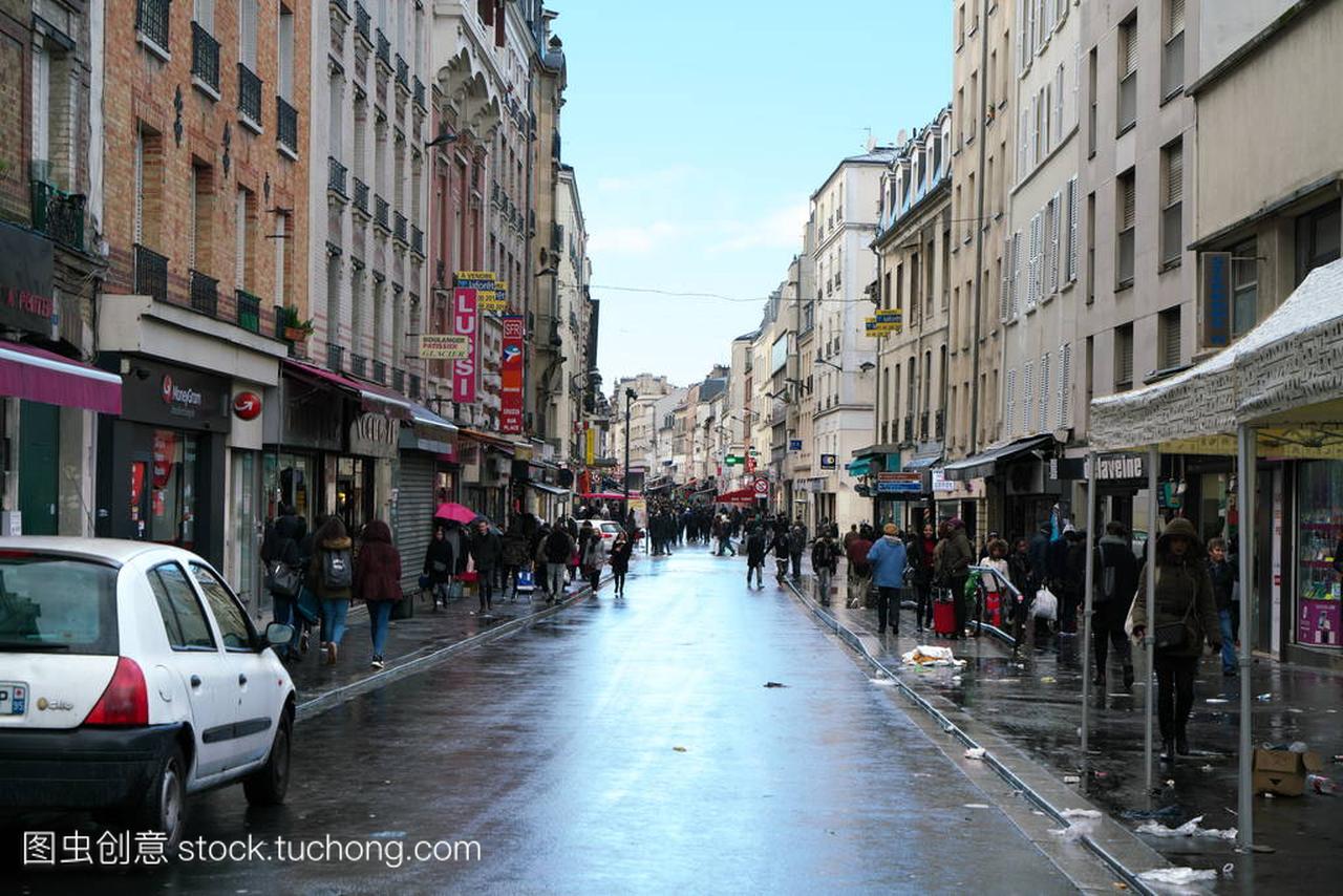 巴黎, 法国-1月 192018: 圣徒丹尼斯是广场街道
