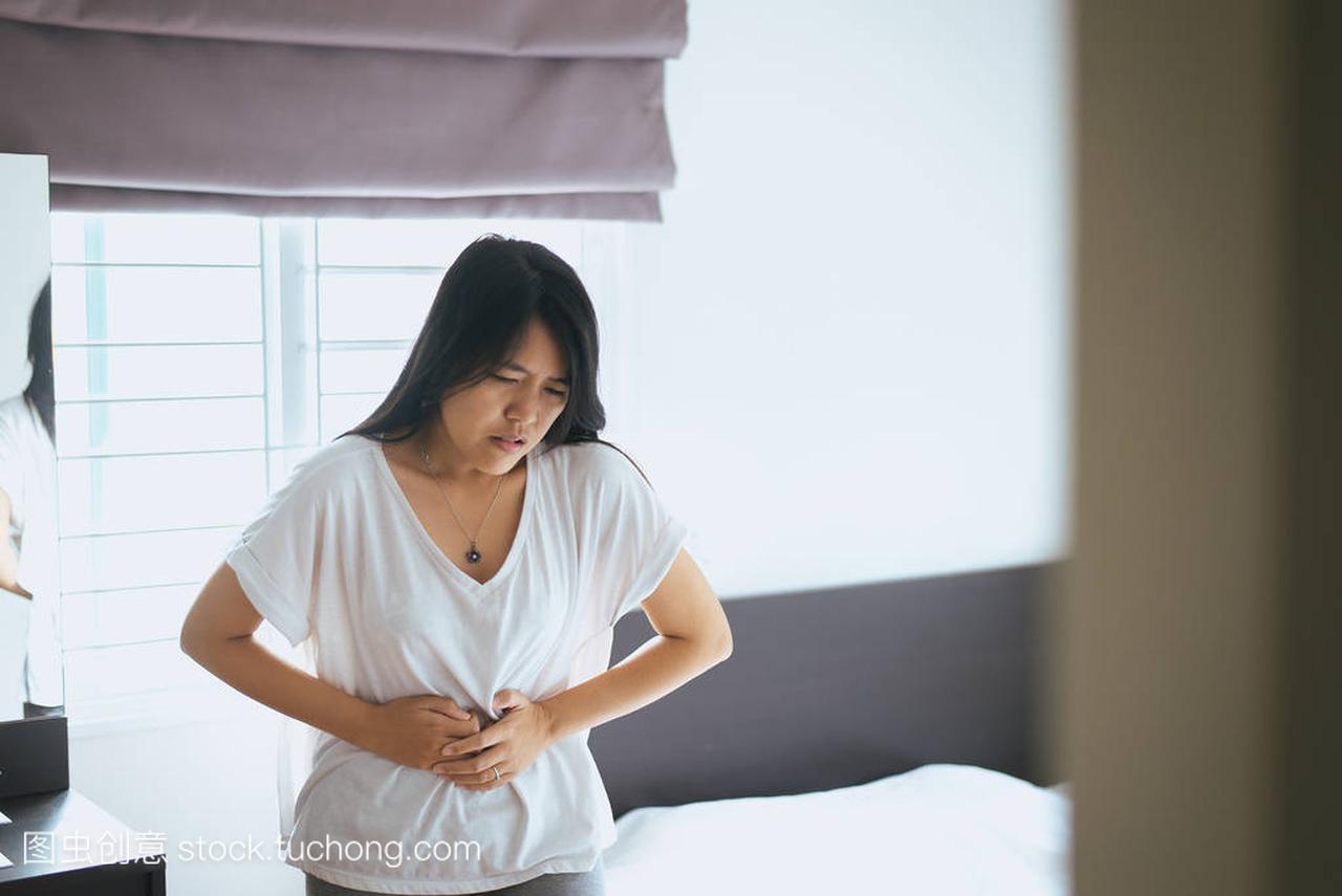 亚洲女性胃痛疼痛, 妇女腹痛, 月经痉挛