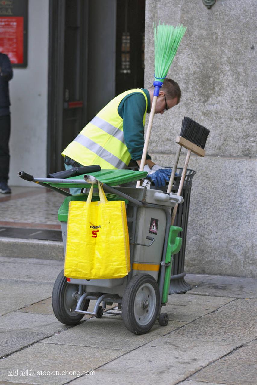 意大利米兰-城市清洁服务