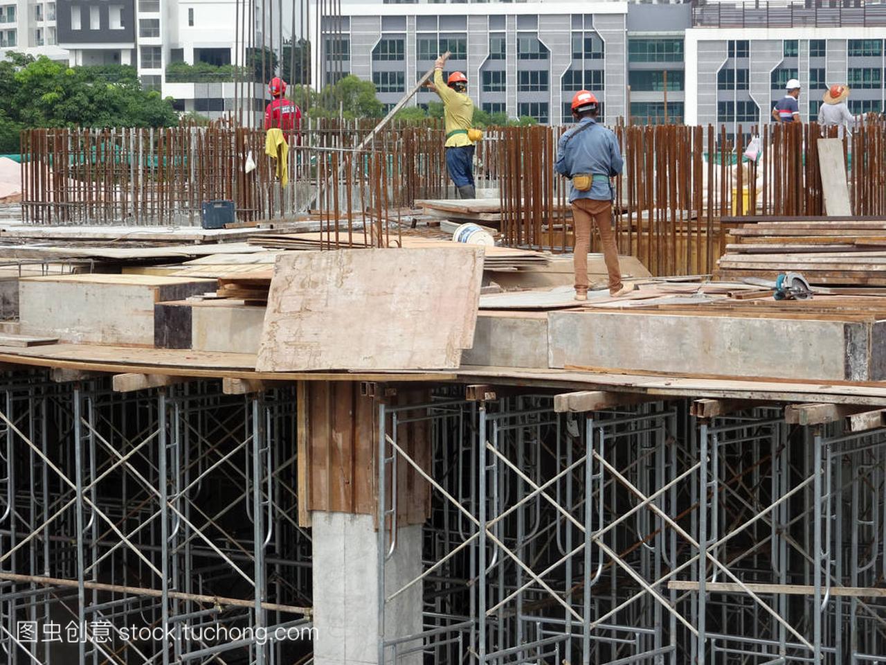 吉隆坡, 马来西亚-2017年7月07日: 建筑工人在