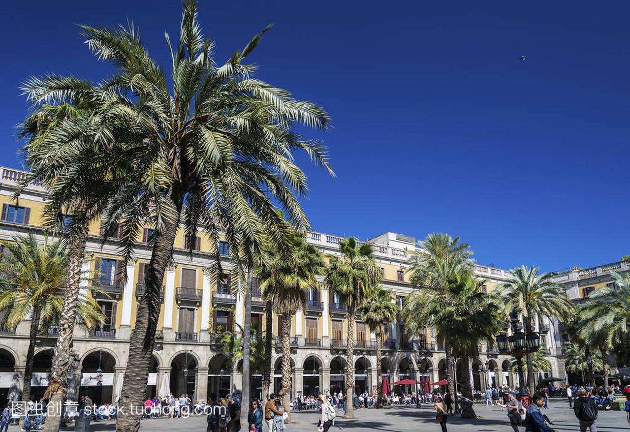 西班牙巴塞罗那市中心著名地标广场