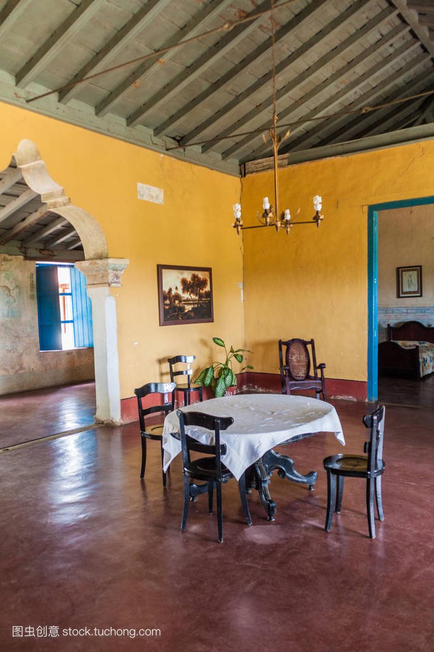 EB 9, 2016: Restaurant in an old hacienda Cas