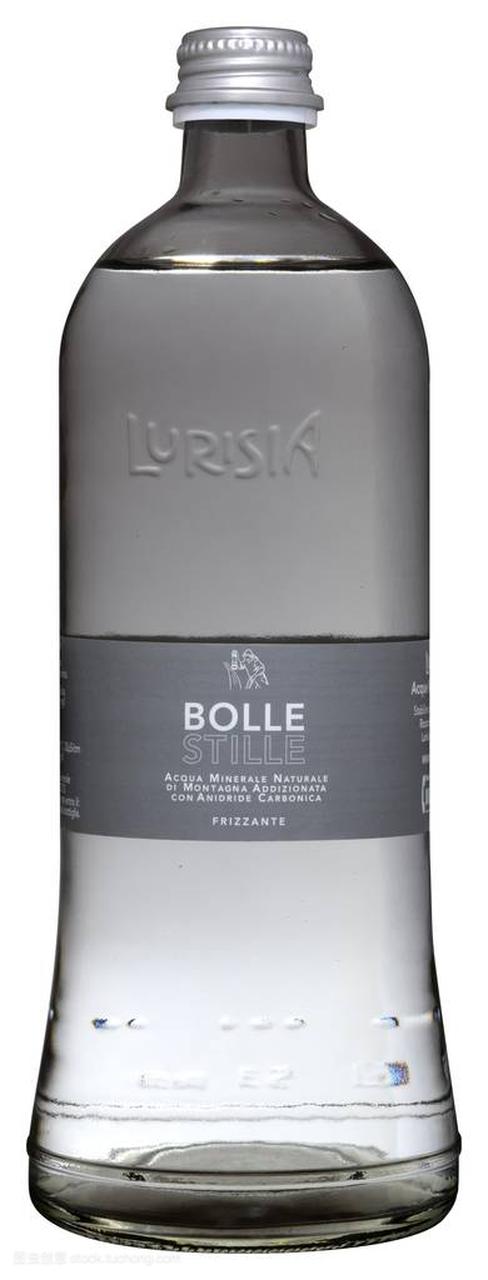 18. Bottle of water Lurisia Bolle Sparkling 75cl.