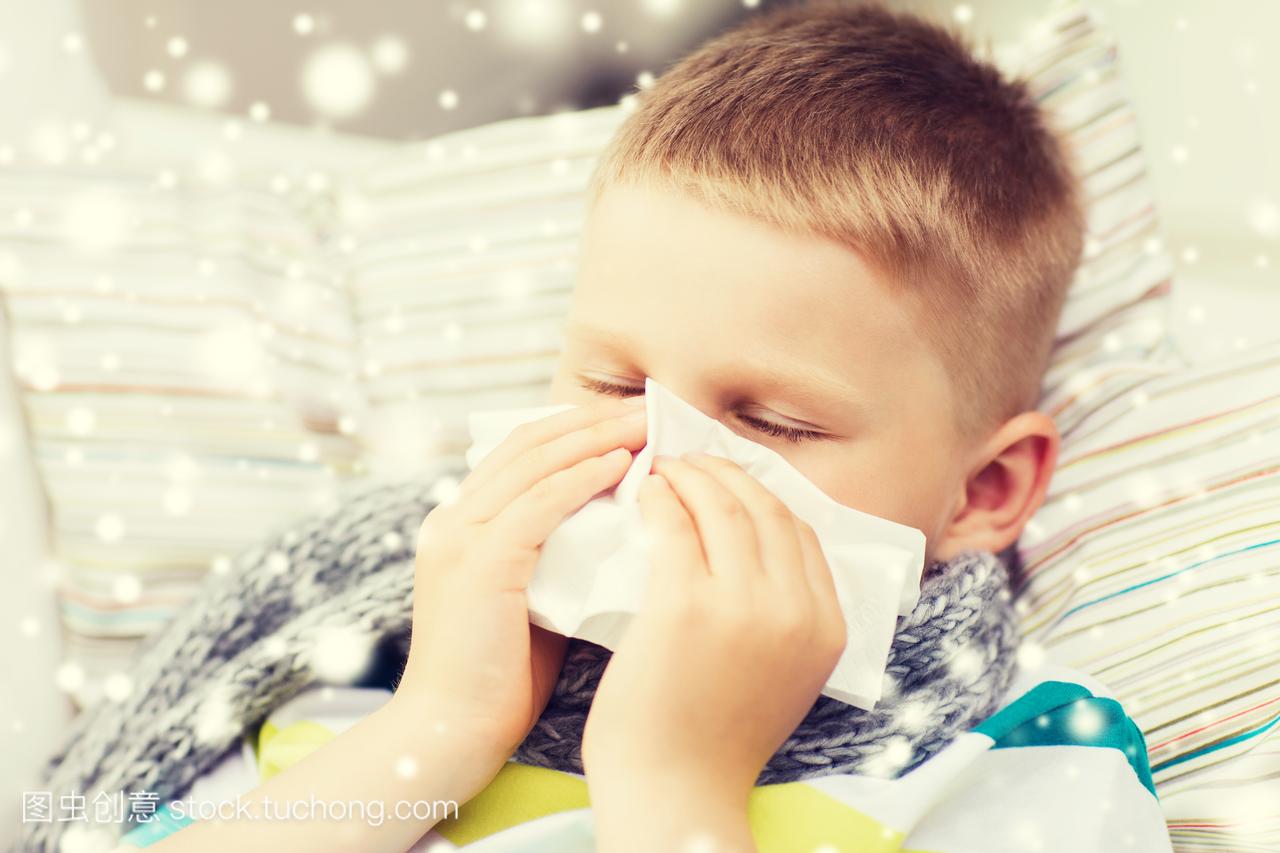 维组织,生病,流感,鼻炎,吹风,受难,寒冷,咳嗽,疾病