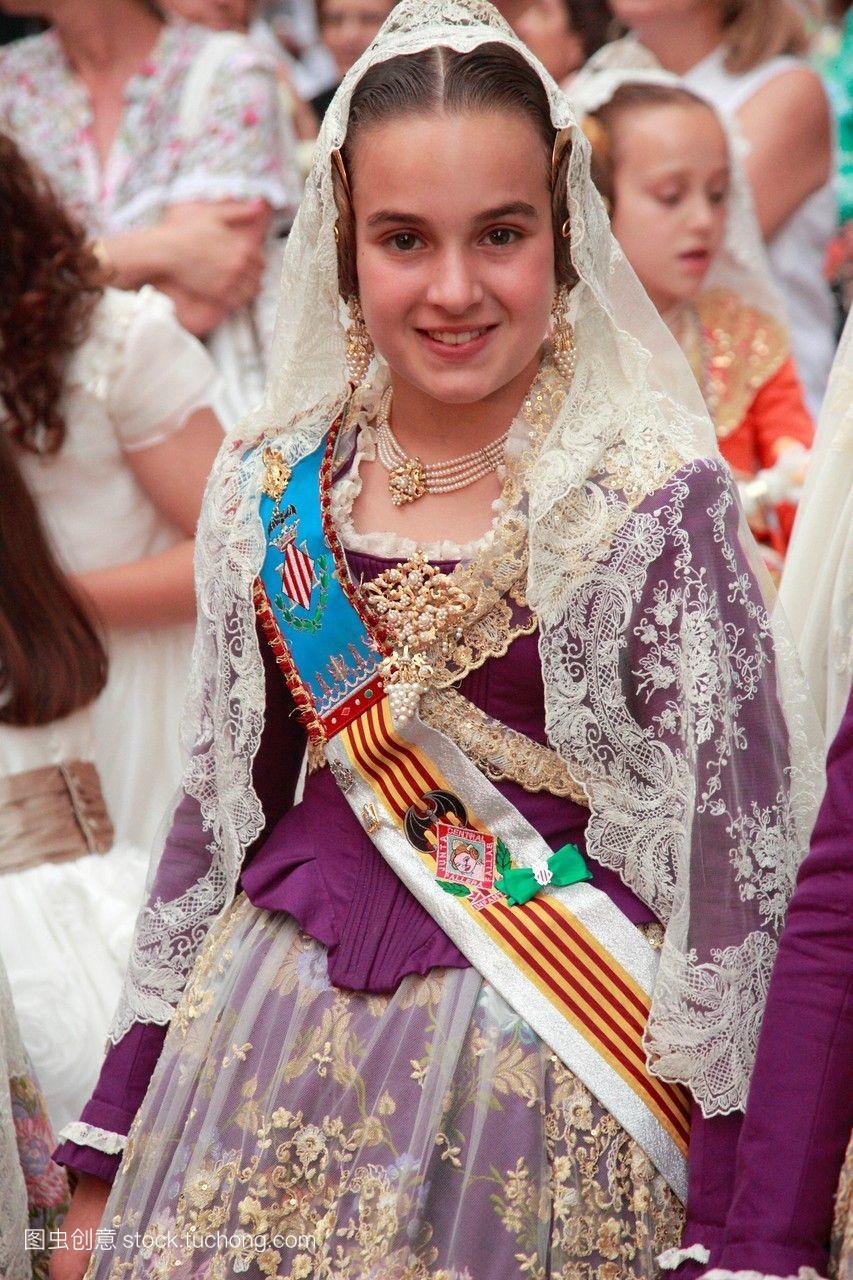 瓦伦西亚西班牙的节日人队伍传统服饰