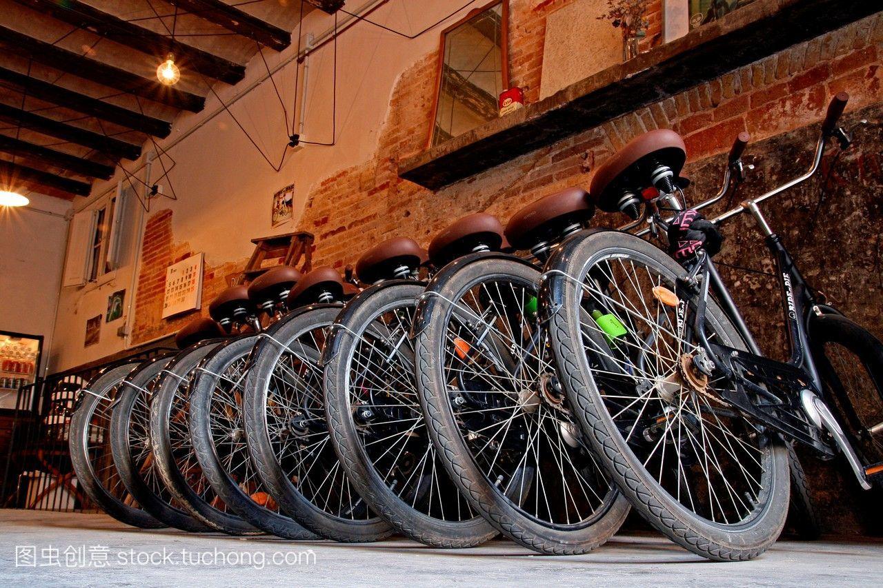 自行车出租商店巴塞罗那西班牙加泰罗尼亚