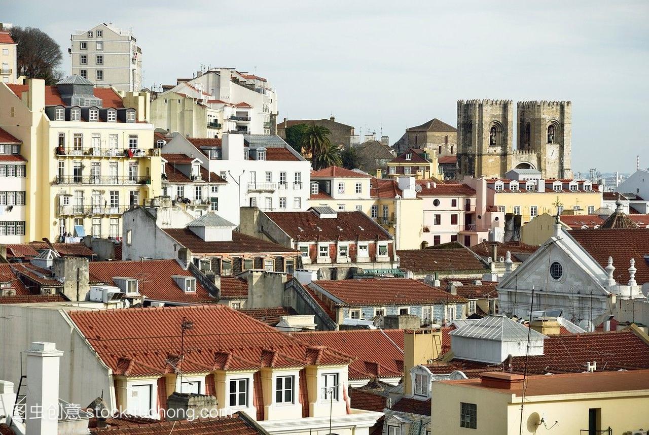 里斯本,城市的天际线从西班牙的里斯本,葡萄牙