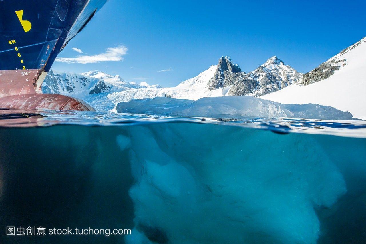 位于南极洲奥恩港的lindblad探险船国家地理探