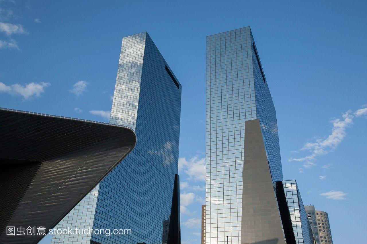 世界办公大楼摩天大楼鹿特丹荷兰。