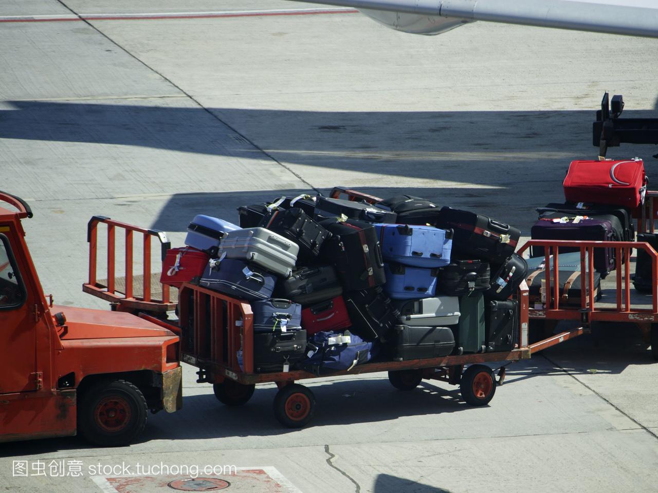西班牙加那利群岛的特纳里夫机场的行李车