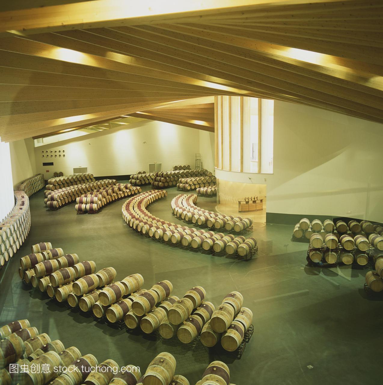 里奥哈葡萄酒的酒窖酒窖ysios拉瓜迪亚西班牙