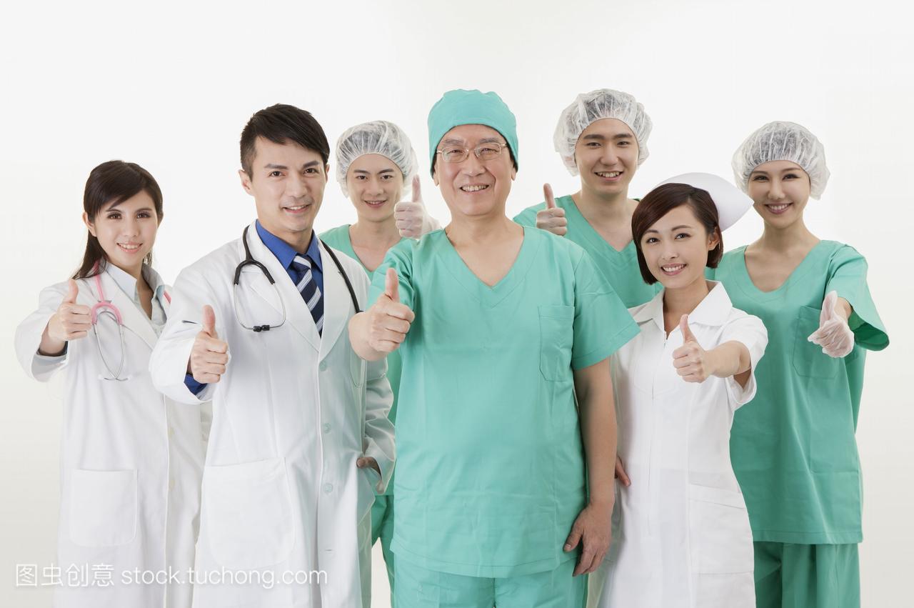 r,uniform,lab coat,operating gown,surgical cap,
